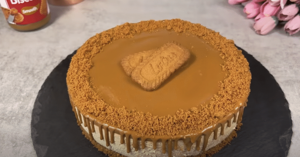 Unbked Lotus Biscoff Cheesecake s sirom od sira -Lotus krema - jednostavna i jednostavna priprema!