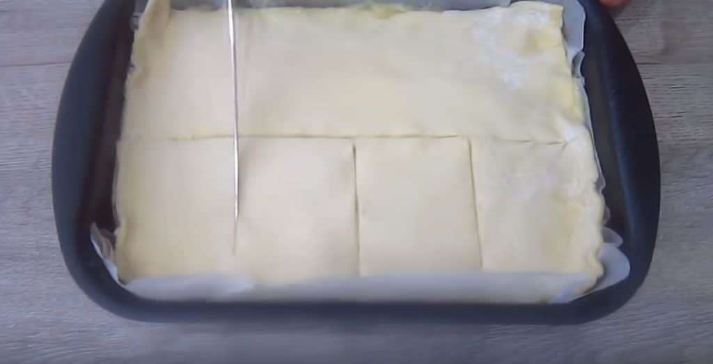 Izvrsna torta od lisnatog tijesta s narančastom kremom: Priprema je vrlo jednostavna i božanski rezultat!