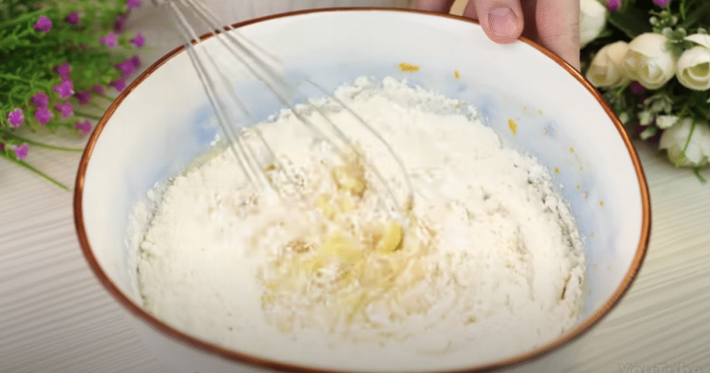 Torta od maslaca s grožđicama i narančastim aromom - miris Kraffin koji će vam se svidjeti