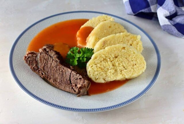 Tradicionalni češki umak od rajčice s govedinom: Dokazan recept Tradicionalni češki umak od rajčice s govedinom: Dokazan recept