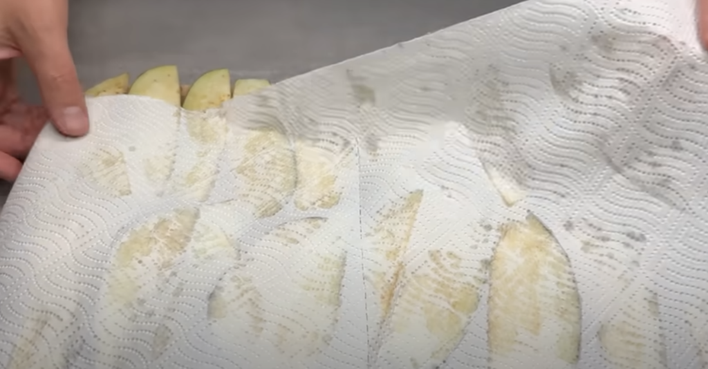 Sleece kolač od patlidžana i sira u tijestu za filo: hrskava delicija s mirisom Sredozemlja