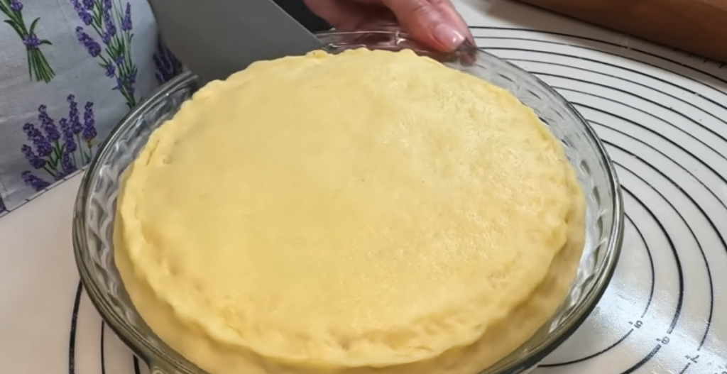 Torta s kiselim vrhnjem, punjenjem marelice i oraha - recept korak po korak